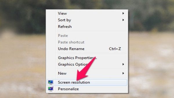 Nhấn chuột phải&nbsp;vào "Desktop"&nbsp;-> chọn "Screen resolution"