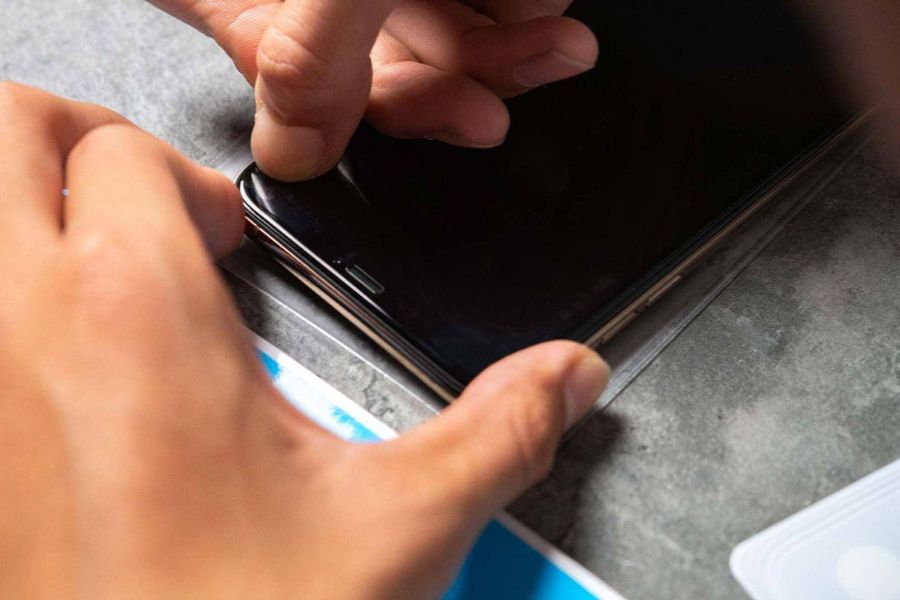 Bảo vệ màn hình của bạn với việc sử dụng