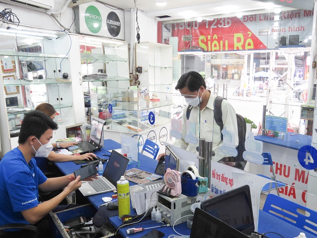 Tiếp nhận thông tin khách hàng tại Bảo Hành One