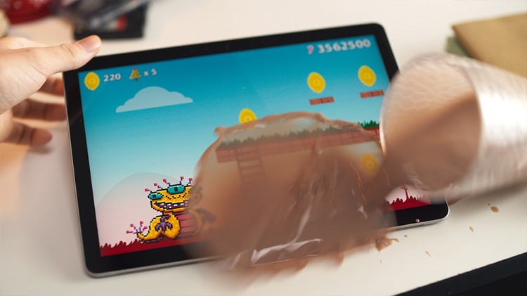 iPad Gen 6 tiếp xúc trực tiếp với nước