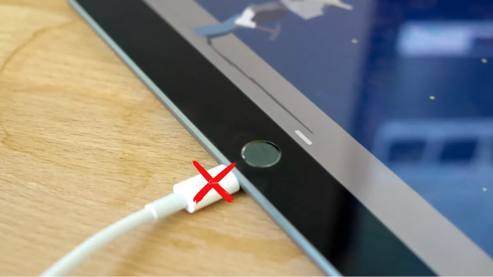 Nguyên nhân iPad không nhận sạc