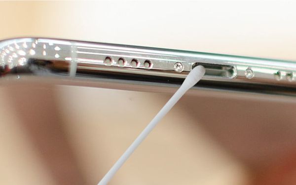 iphone 8 plus sạc không vào pin