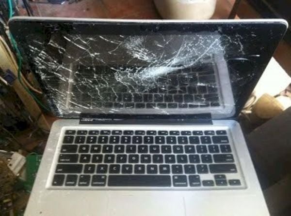 laptop hp probook 4530s bị rơi vỡ