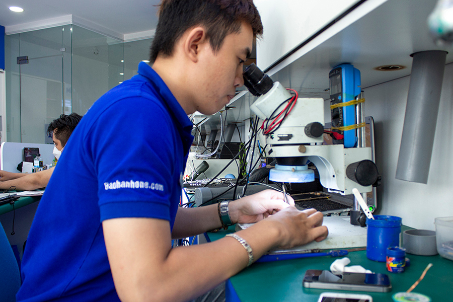 Tiến hành kiểm tra sức khoẻ pin cho laptop định