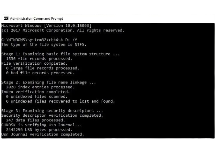 Chạy lệnh “chkdsk C: /f.” như ảnh