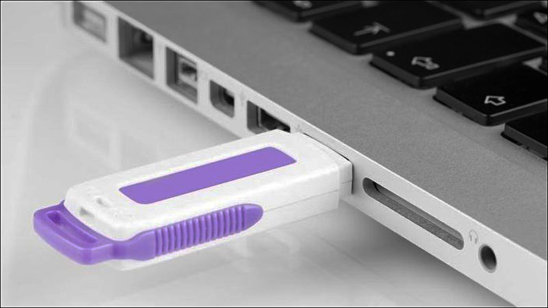 Reboot hệ điều hành bằng USB
