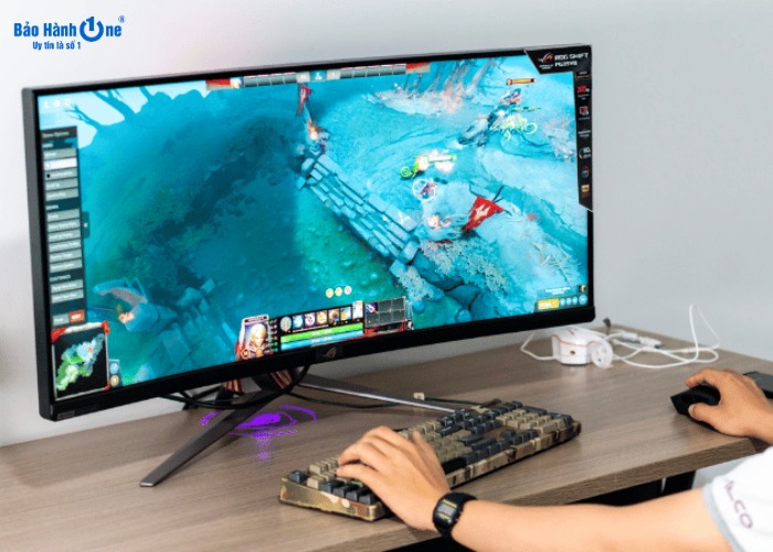 Nên kiểm tra kết nối màn hình với CPU khi màn