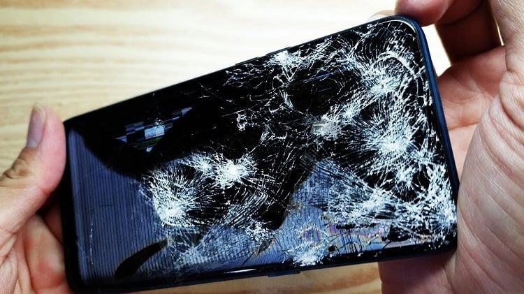 Màn hình điện thoại Oppo bị vỡ