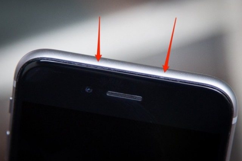 Viền màn hình bị hở