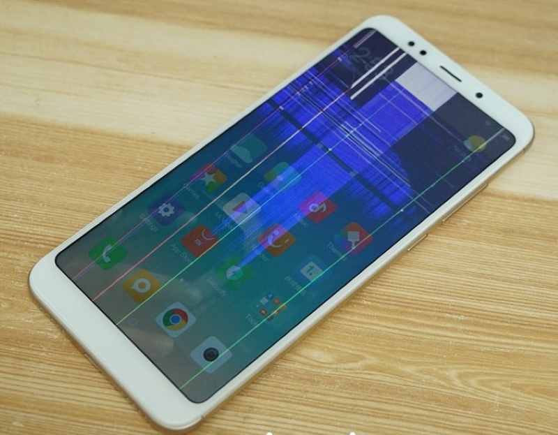Màn Hình Xiaomi Redmi 5 Plus bị sọc