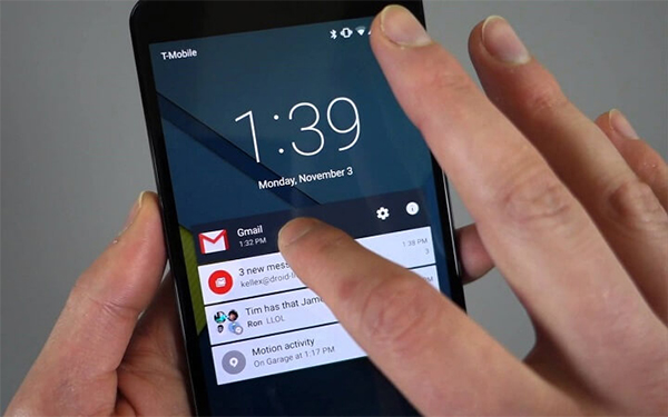 Màn hình cảm ứng điện thoại bị loạn