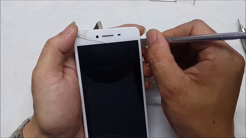 Màn hình điện thoại Oppo A37 bị hỏng