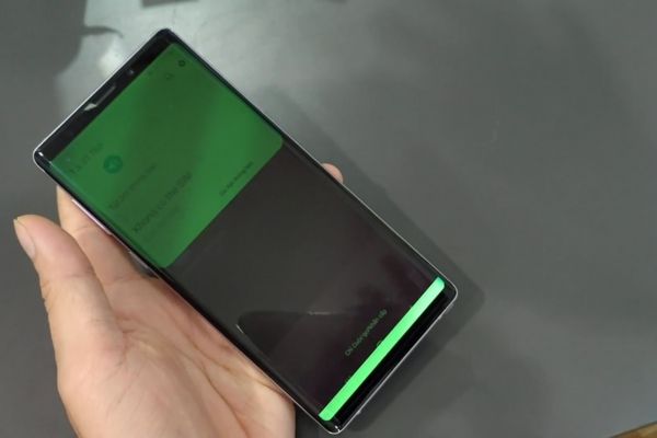 màn hình note 9 ám màn