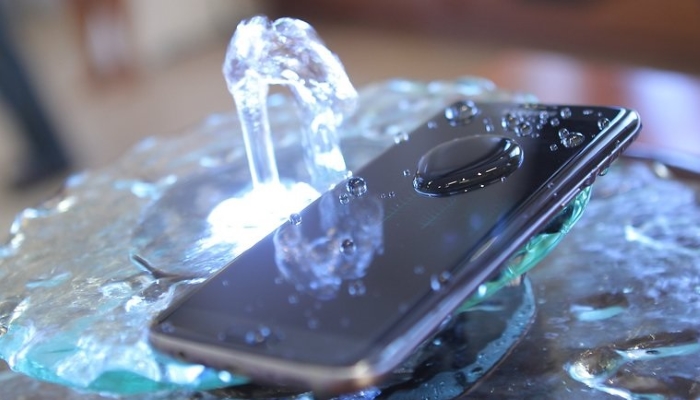 Màn hình Oppo Reno 3 bị vô nước