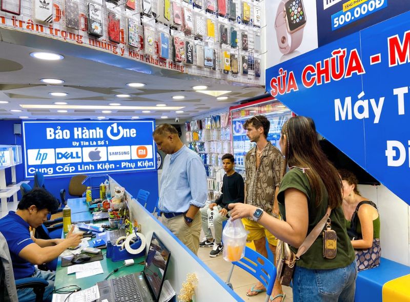 thay-pin-vio-v15-chinh-hang