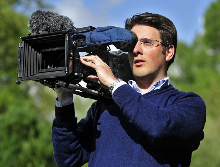 Quay, dựng phim là một trong những ngành nghề hot nhất hiện nay