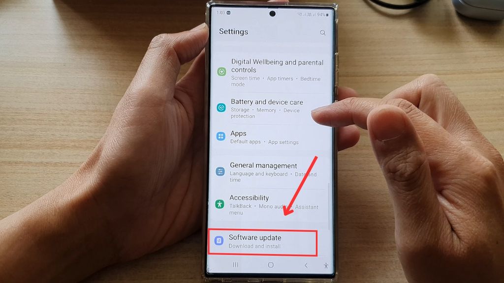 u22-ultra-bi-soc-man-hinh