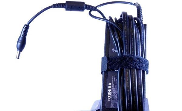 sạc laptop bị đứt dây trong