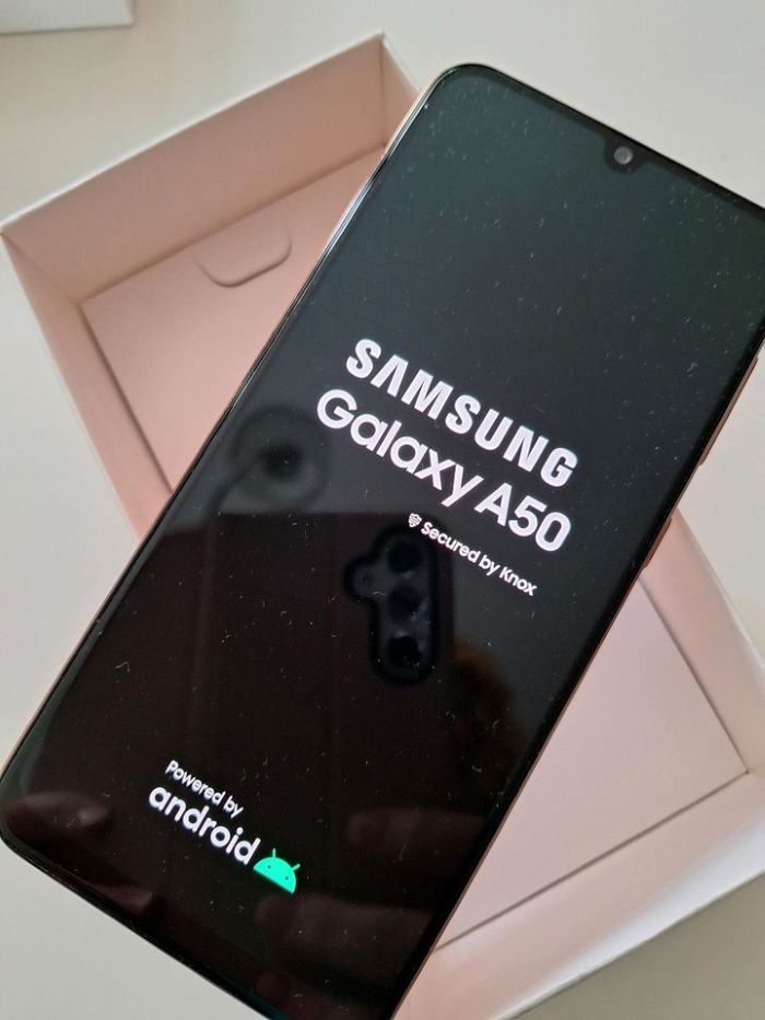 Samsung A50 bị hỏng main