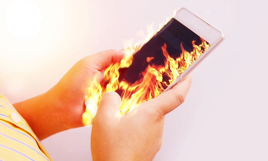 Samsung J7 bị sập nguồn