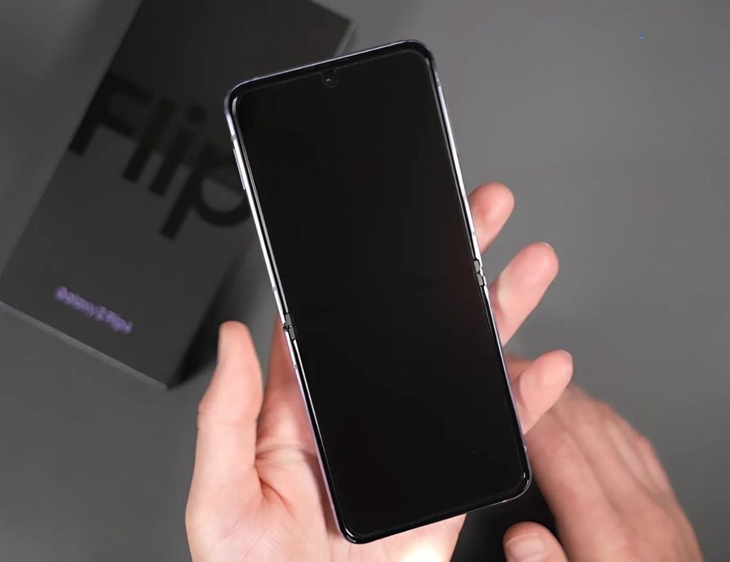 samsung-z-flip-khong-len-nguon