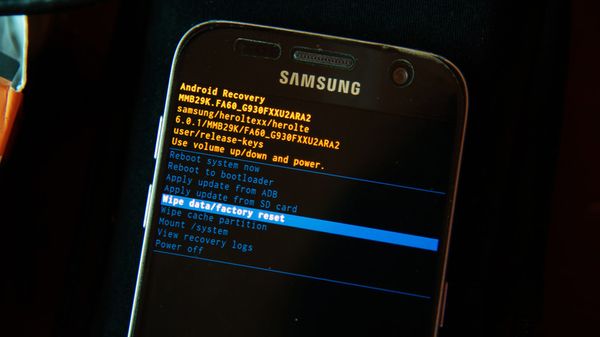 samsung j5 prime không lên nguồn