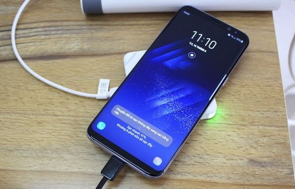 samsung s8 bị đen màn hình