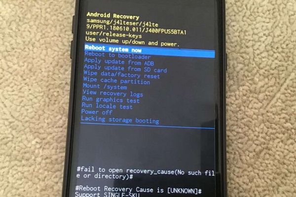 Samsung Z Fold4 không lên nguồn