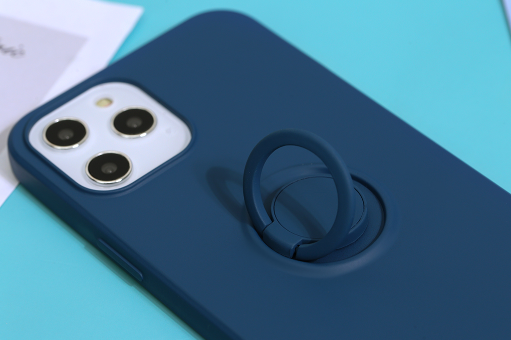 Dùng ốp lưng bảo vệ điện thoại