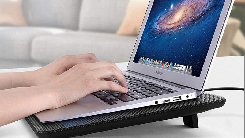 Sử dụng quạt tản nhiệt ngoài