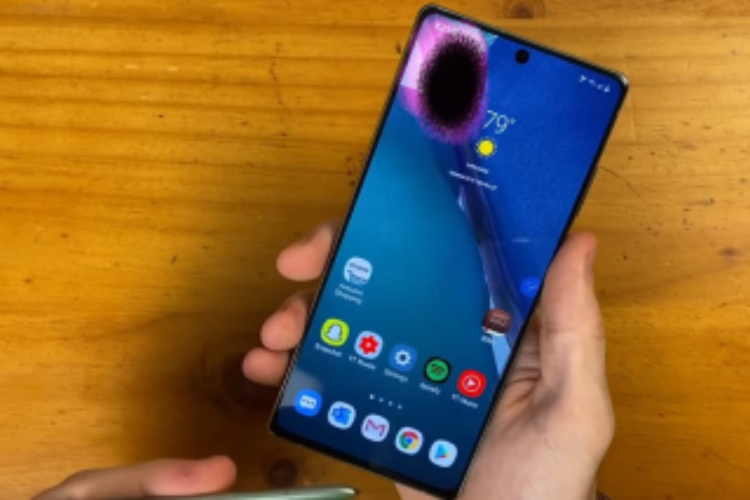 Các dấu hiệu cần sửa màn hình Oppo F5