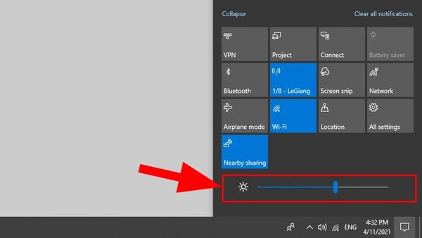 tại sao laptop mới mua mau hết pin