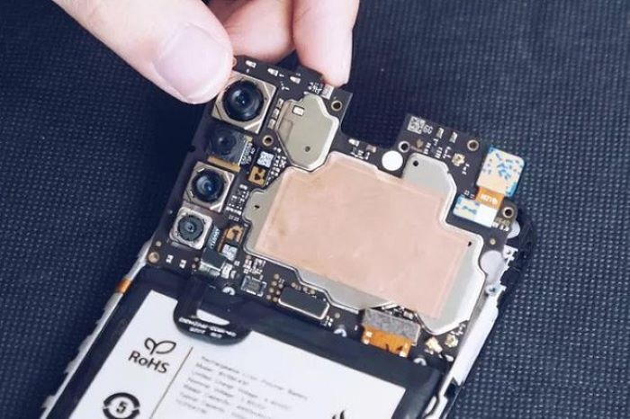 Thay main Vsmart Live 4 có bị mất dữ liệu trên máy?