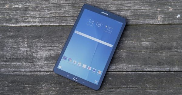 thay mặt kính Samsung Tab E chính hãng