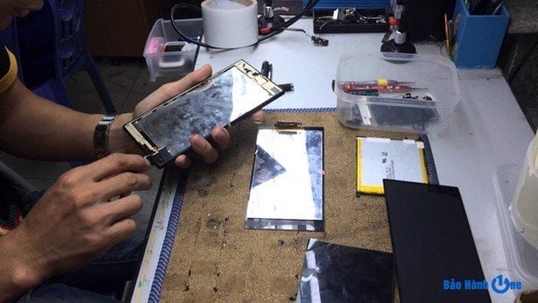 Lựa chọn trung tâm uy tín để thay cáp màn