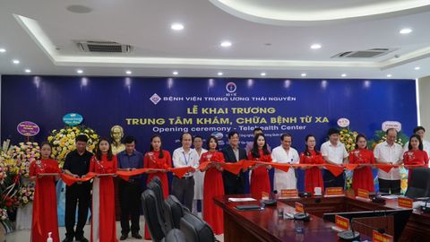 Bệnh viện TW Thái Nguyên khai trương trung tâm khám chữa bệnh từ xa – Trao thêm nhiều cơ hội sống và chữa trị kịp thời cho bệnh nhân tuyến cơ sở