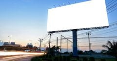 Tại sao chọn quảng cáo Billboard? Ưu điểm và nhược điểm