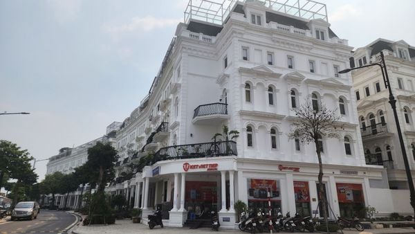 két sắt tại hà nội