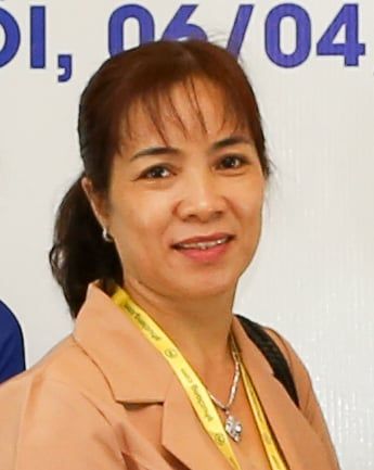 Bà Phùng Thị Ánh Hồng