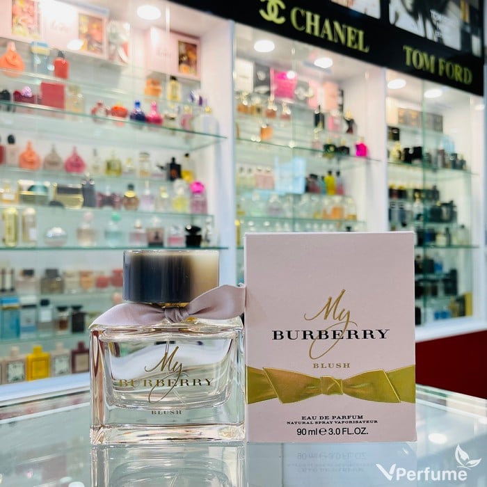 Burberry My Burberry Blush EDP - Chiếc áo choàng màu hồng thanh lịch