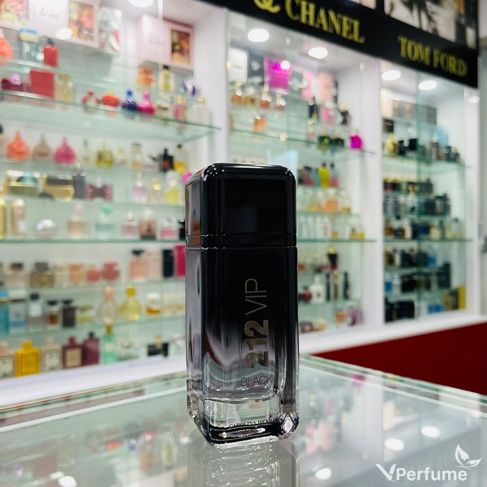 Thiết kế chai nước hoa 212 VIP Black EDP