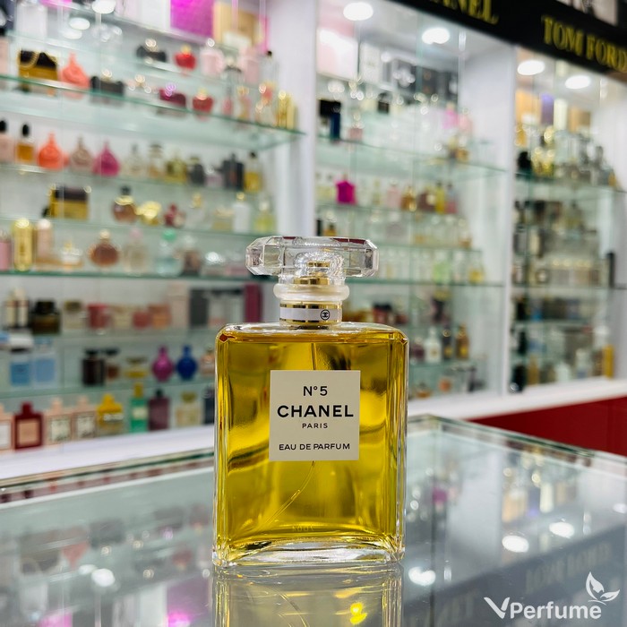 Thiết kế chai nước hoa Chanel No.5 EDP