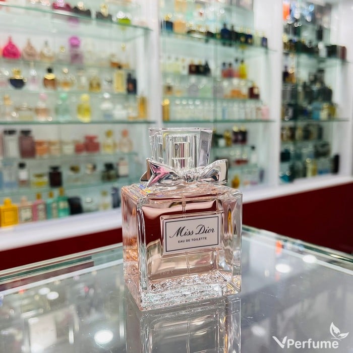Chi tiết hơn 63 về dior parfum collection privée  cdgdbentreeduvn