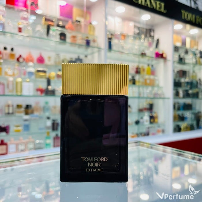 Thiết kế chai nước hoa Tom Ford Noir Extreme