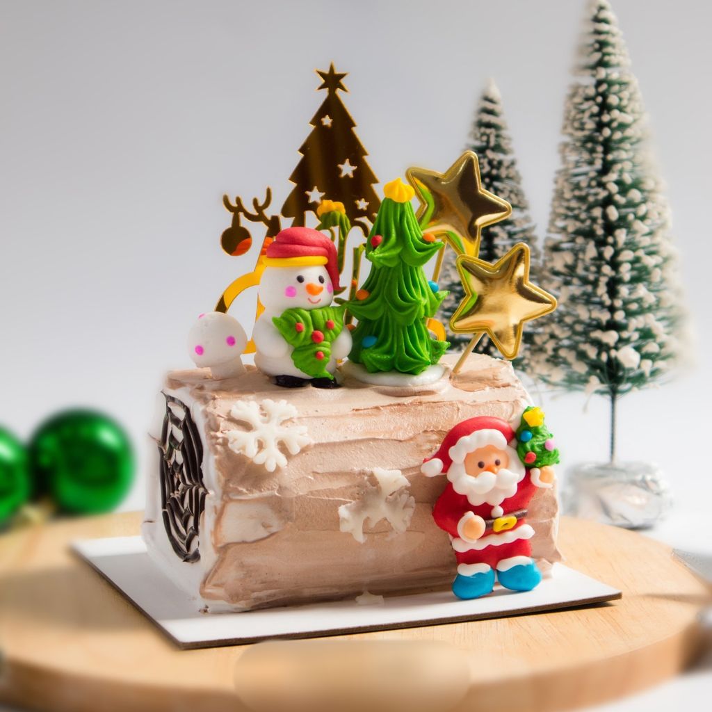 Hướng Dẫn Trang Trí Bánh Kem Noel Đơn Giản Và Sang Chảnh Cho Mùa Đông Năm Nay