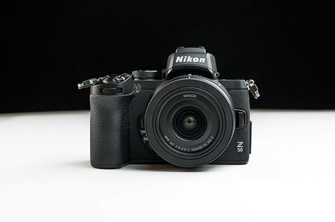 Nikon Công Bố Máy Ảnh Không Gương Lật Z50 Nhỏ Nhẹ Với Cảm Biến APS-C
