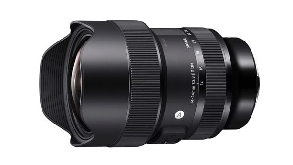 Sigma AF 14-24mm F2.8 DG Dn là ống kính chất lượng cao và rất đáng để trải nghiệm. Với khả năng chụp ảnh siêu rộng và độ phân giải tốt, bạn sẽ yêu thích những bức ảnh phong cảnh tuyệt đẹp mà nó tạo ra. Hãy xem hình ảnh để thấy sự khác biệt.