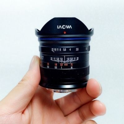 Ống kính Laowa là một sản phẩm chất lượng cao từ Trung Quốc, được sản xuất bằng công nghệ tiên tiến và đầy tinh tế. Những hình ảnh chụp bằng ống kính Laowa sẽ khiến bạn bị mê hoặc bởi sự tinh tế và độ chân thực của chúng.