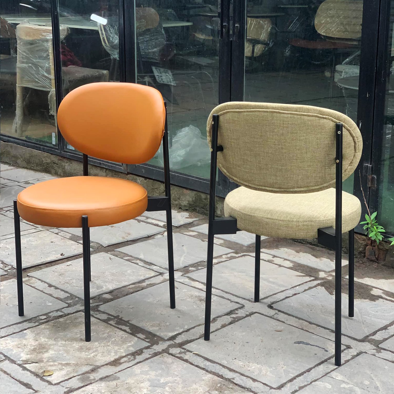 Ghế-Cafe-Khung-Sắt-Mặt-Nệm-430-Chair