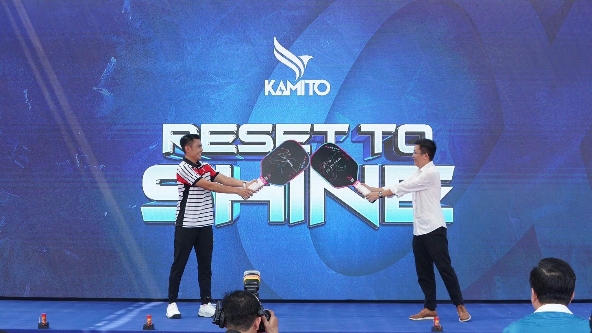 RESET TO SHINE - TÁI SINH BẢN LĨNH, THỨC TỈNH HÀO QUANG